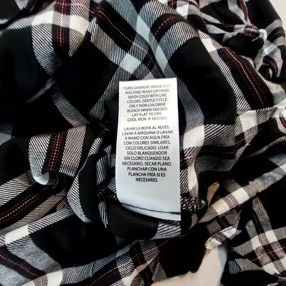 Zac & Rachel Womens Size 2X Black/White Plaid V-Neck Tie-Front Blouse 100% Rayon - Picture 11 of 12